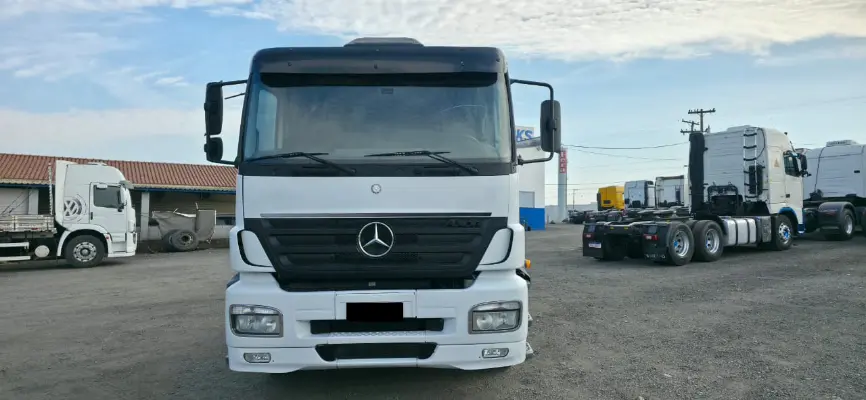 MERCEDES AXOR 1933 2010/10 217.908km 8D04, foto 1 de 33