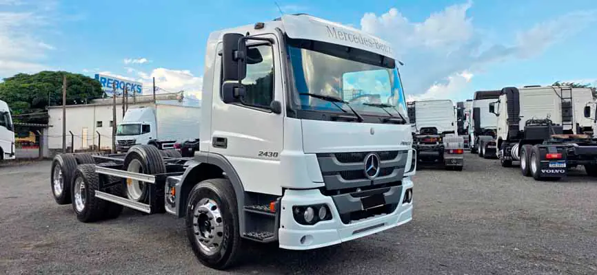 MERCEDES ATEGO 2430 2017/18 6x2 514.739km completo 6J94