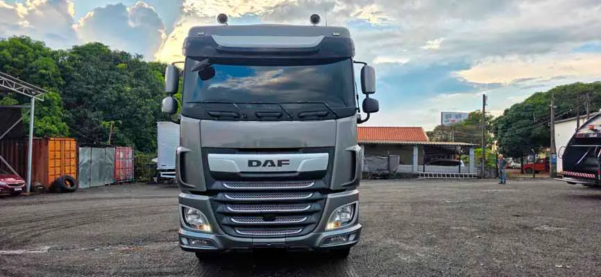 DAF XF 480 2021/21 6X2 551.467km completo 2F65