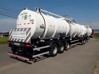 BITRENZÃO RANDON TANQUE 2021/21 62.000lts boton s/pneus 4E37